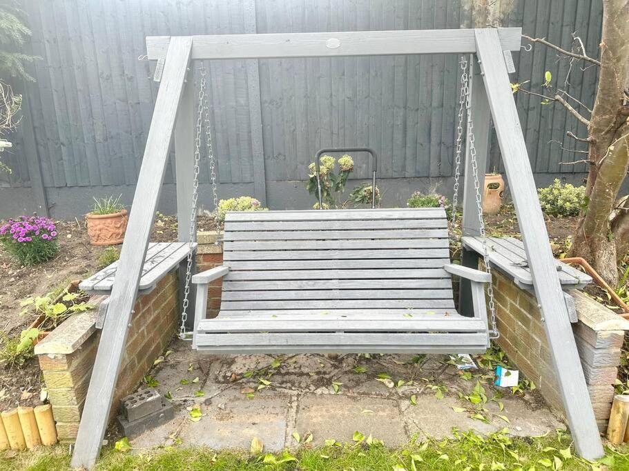 4 Bed House In Daneby Road,Se6 Villa Catford Kültér fotó