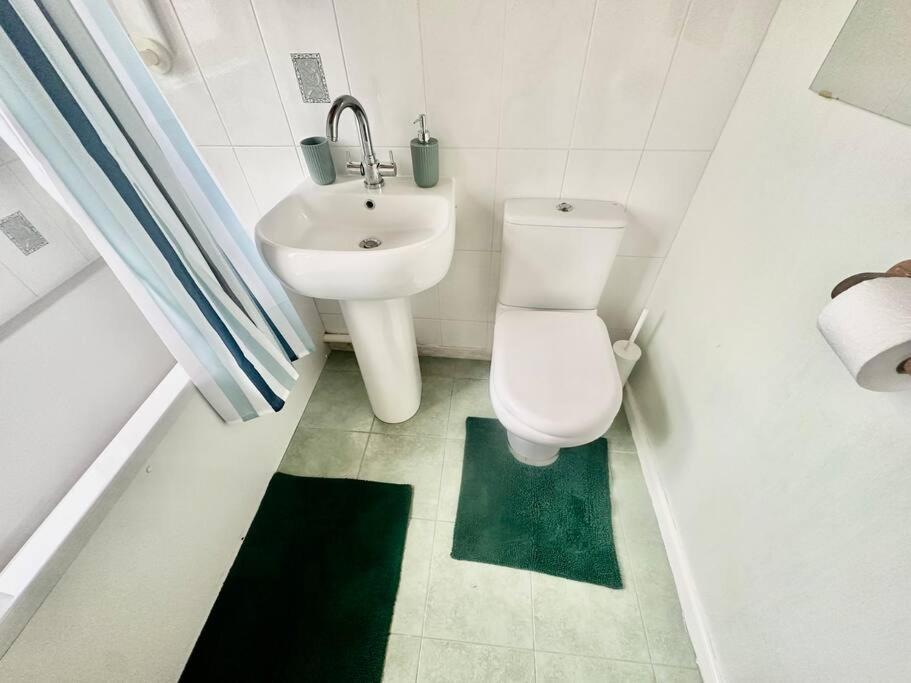 4 Bed House In Daneby Road,Se6 Villa Catford Kültér fotó