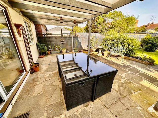 4 Bed House In Daneby Road,Se6 Villa Catford Kültér fotó
